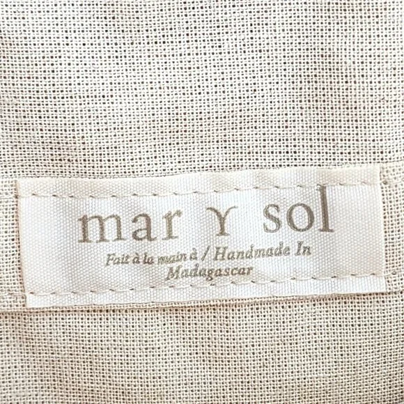 Mar Y Sol Isla Crochet Raffia Circle Clutch with Pineapple Charm, Natural - Picture 6 of 8